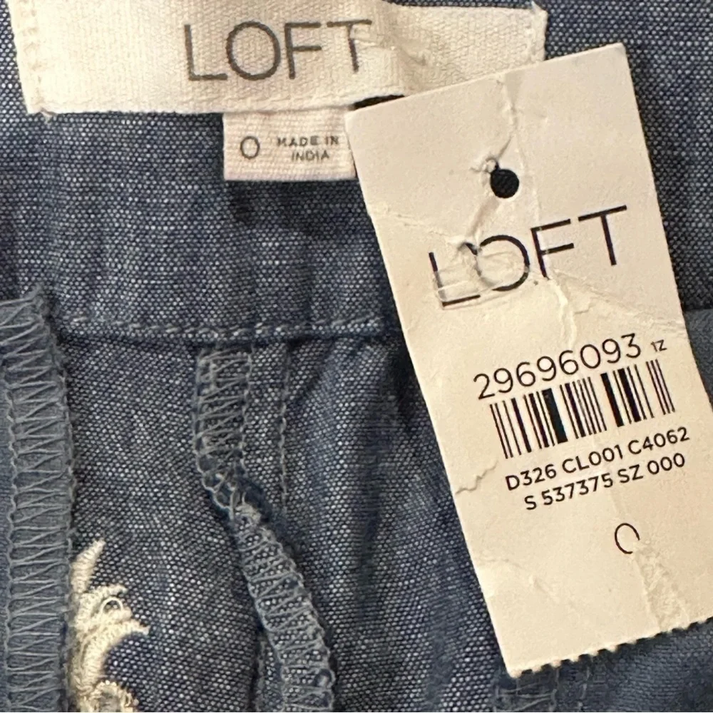 Loft | Blue Chambray Pineapple Embroidered Rivera Shorts Size 0 Preppy NEW - Picture 5 of 7